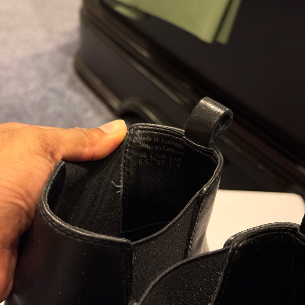 ALDO black ankle boots - Picture 4 of 4